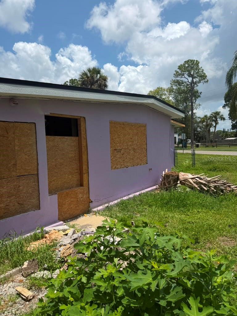 7235 Royal Palm Dr, New Port Richey, FL 34652 photo