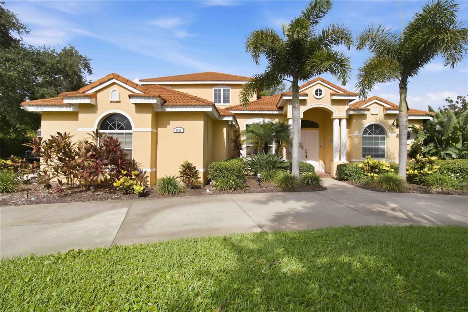 1814 97 St, Bradenton, FL 34209