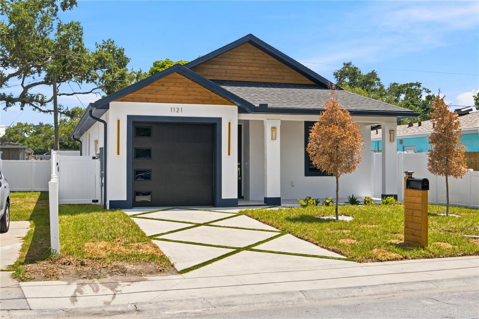 1121 Engman St, Clearwater, FL 33755 photo