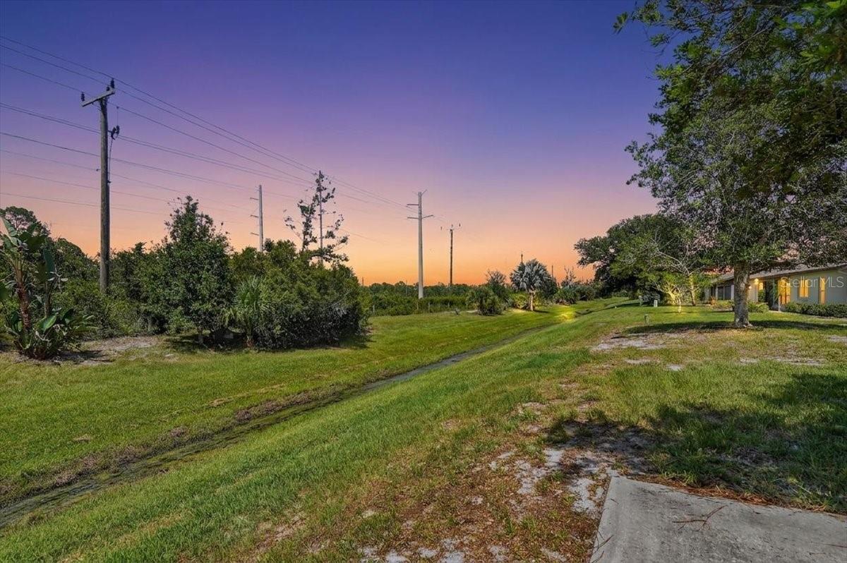 631 Foxwood Blvd #256, Englewood, FL 34223 photo