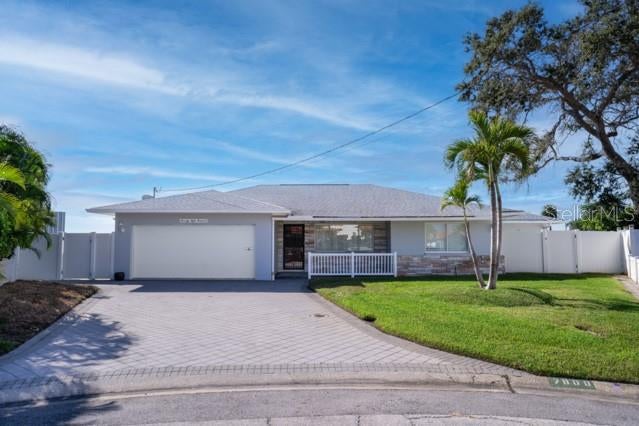 7800 4 Ave, Saint Petersburg, FL 33707 photo