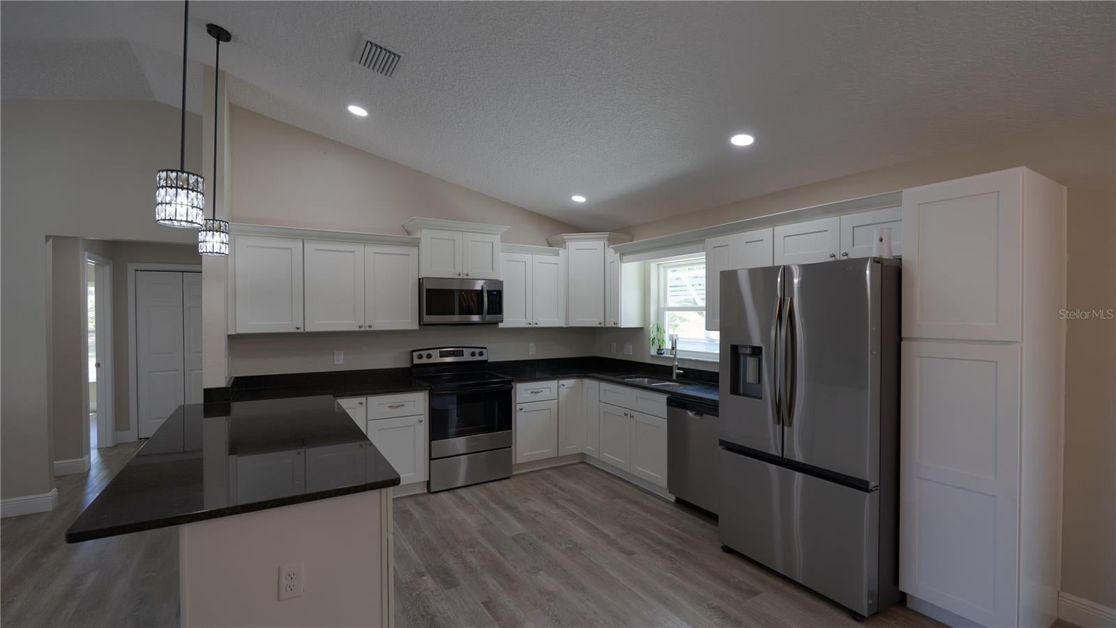 6374 W Rio Grande Dr, Beverly Hills, FL 34465 photo