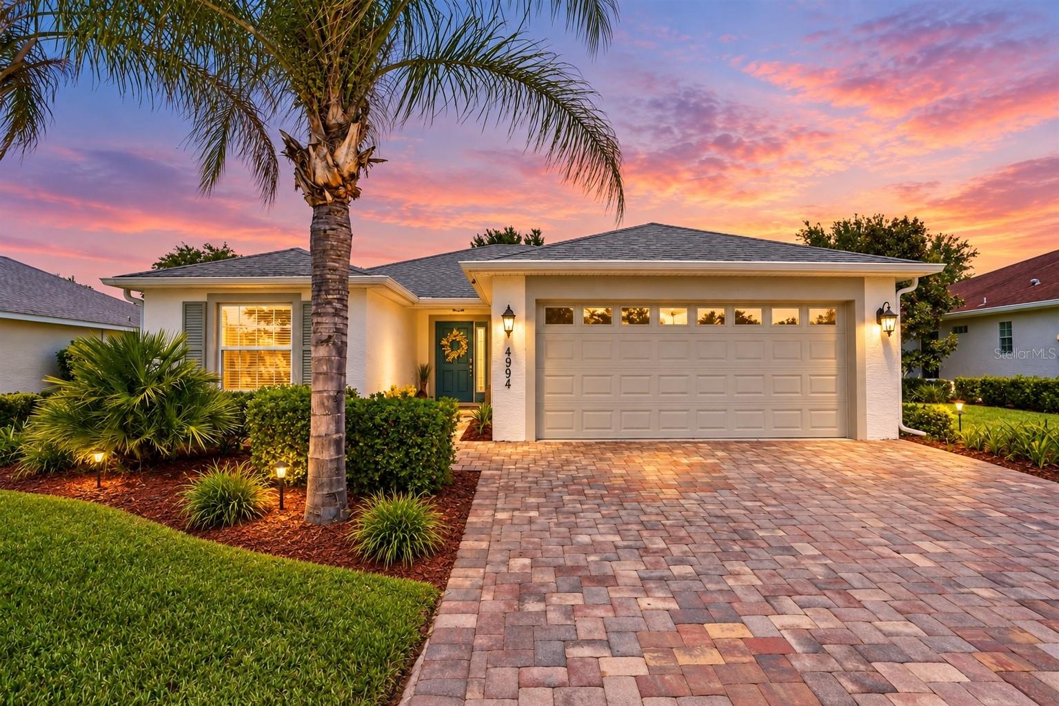 4994 Golden Eagle Dr, Oxford, FL 34484