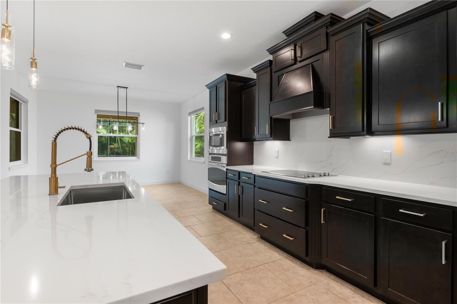 5790 Rock Dove Dr, Sarasota, FL 34241 photo