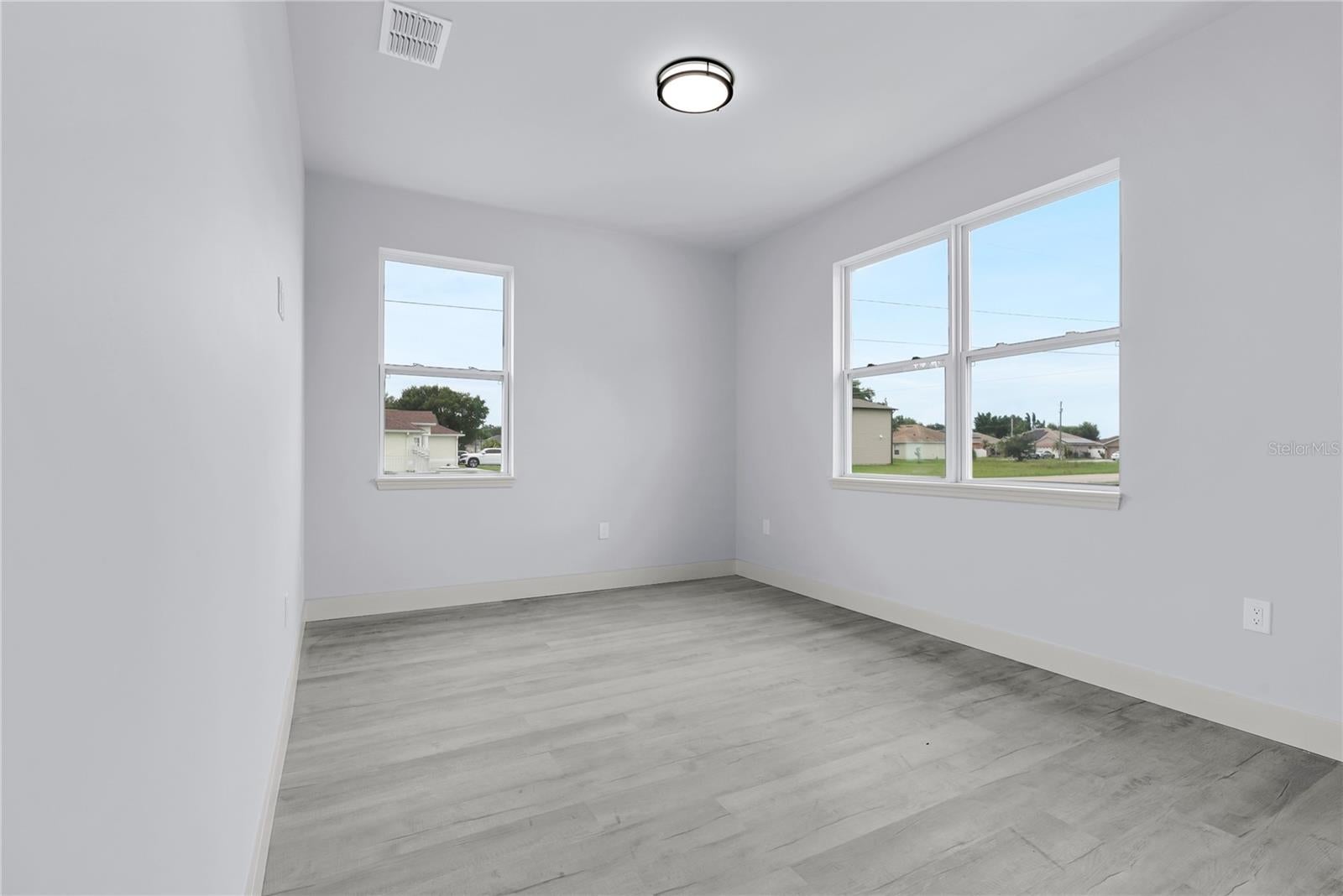 965 Nancy Ct, Kissimmee, FL 34759 photo