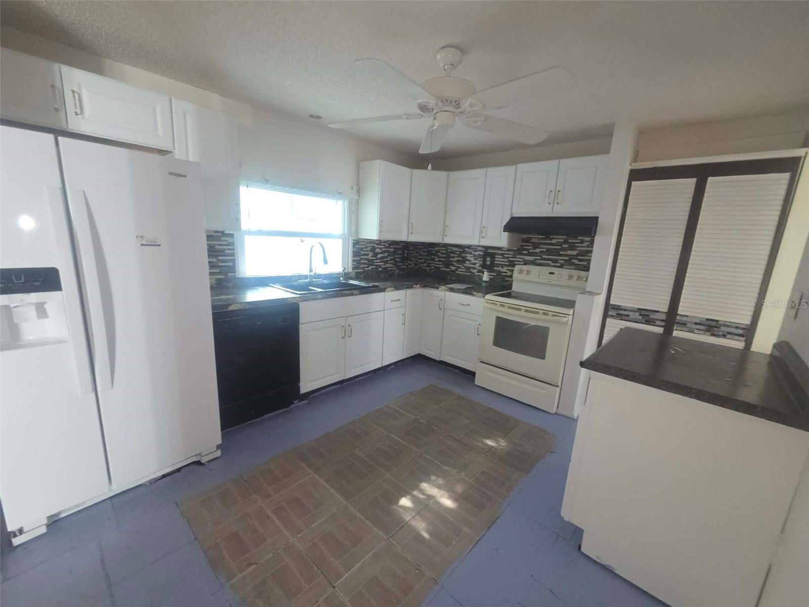 4551 Webber St, Sarasota, FL 34232 photo
