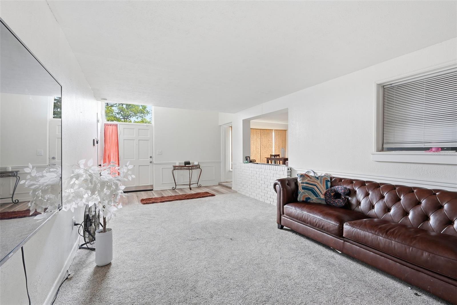 1709 Carnegie Cir, Tampa, FL 33619 photo