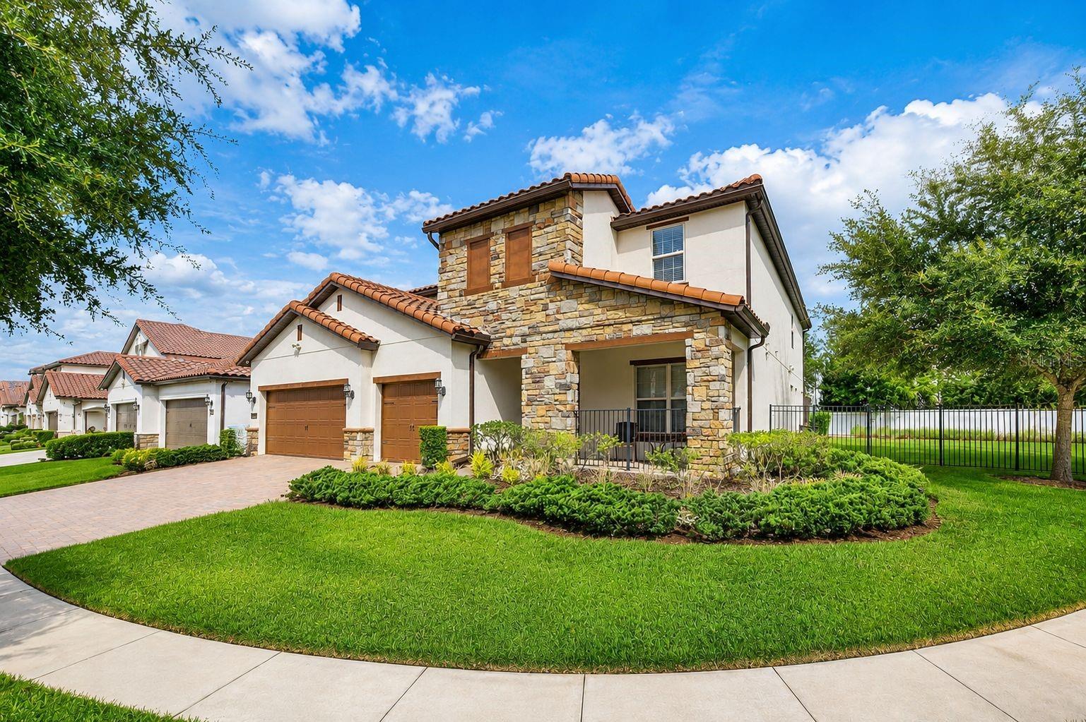 10902 Citron Oaks Dr, Orlando, FL 32836 photo
