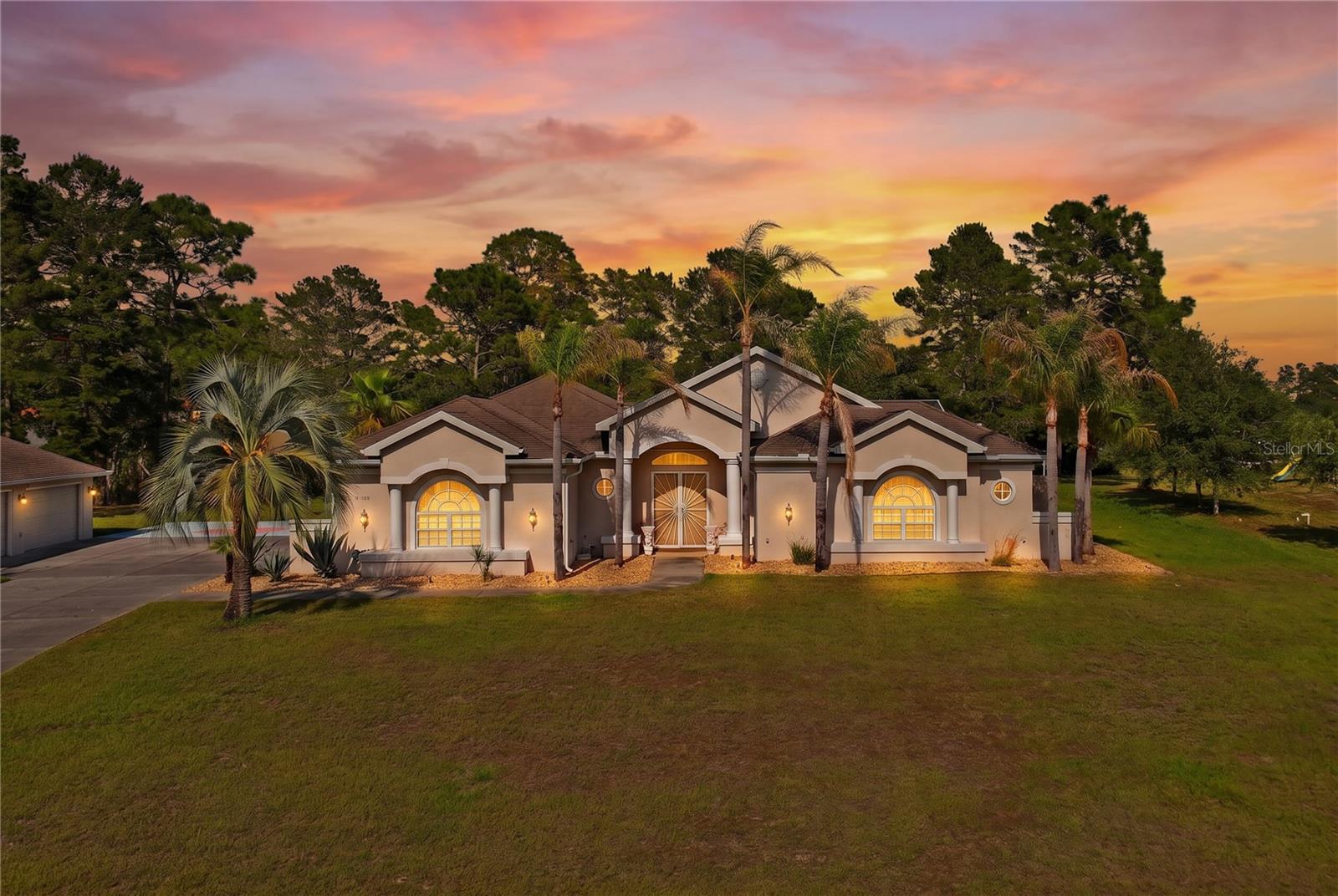 10120 Shortleaf Ct, Weeki Wachee, FL 34613