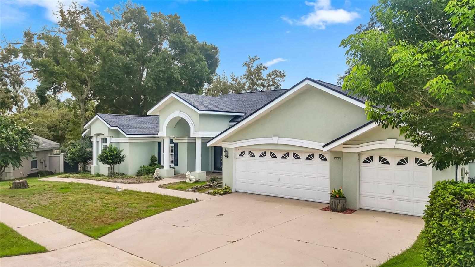 7225 River Forest Ln, Temple Terrace, FL 33617 photo