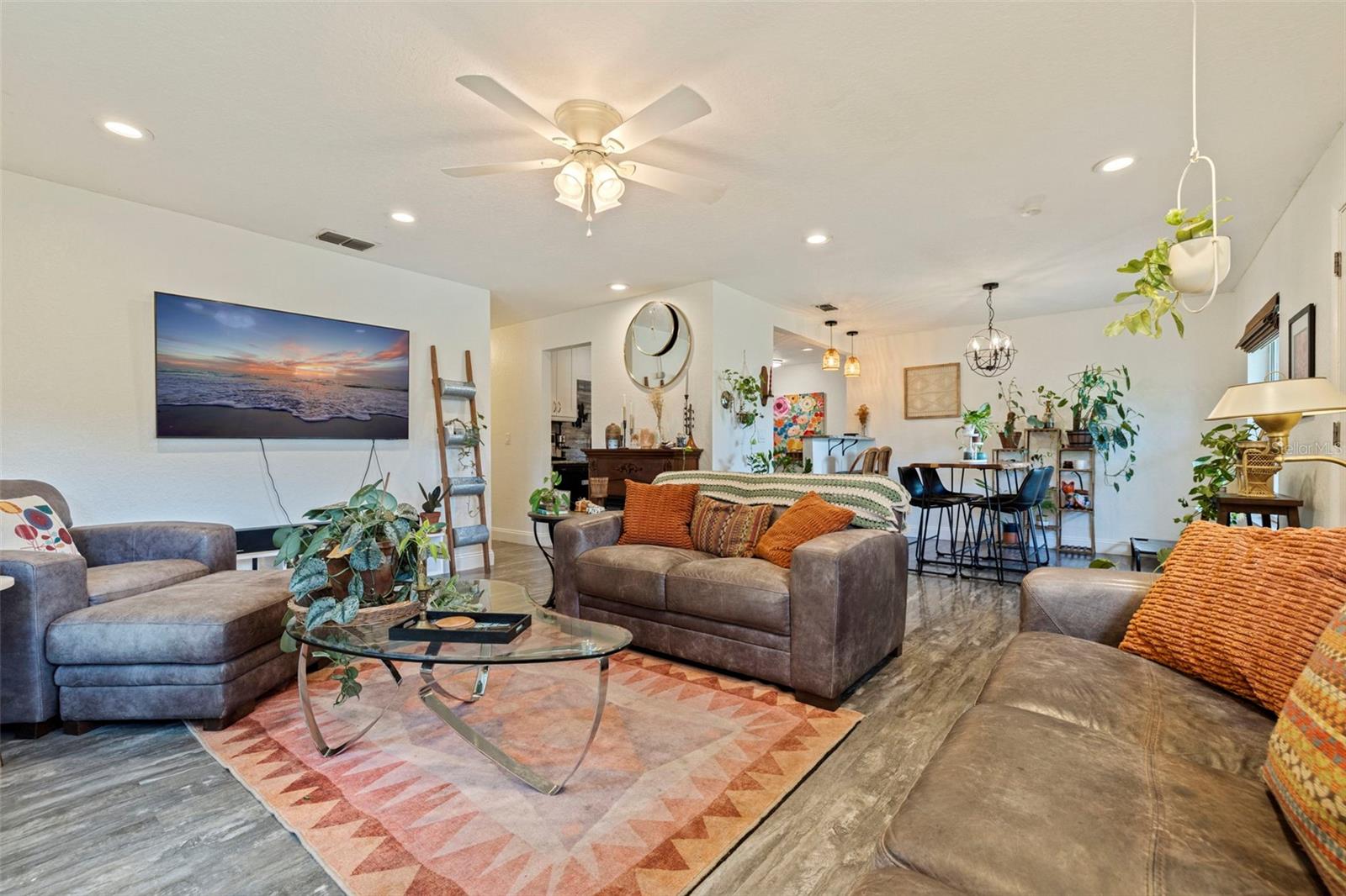 2940 47 Ave, Saint Petersburg, FL 33712 photo