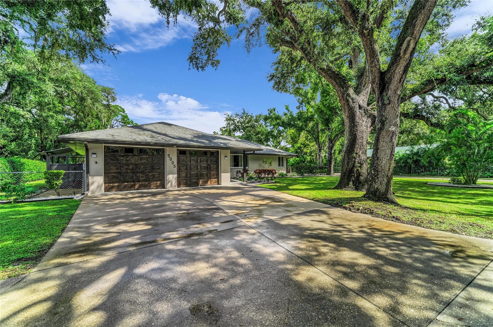5005 10 Ln, Bradenton, FL 34203
