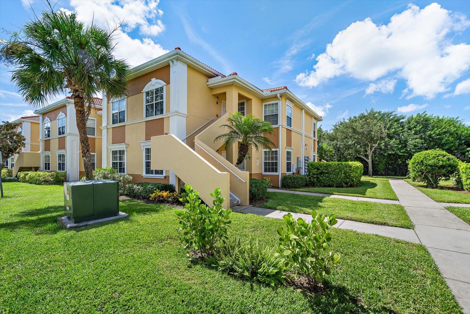 1010 Villagio Cir, Sarasota, FL 34237