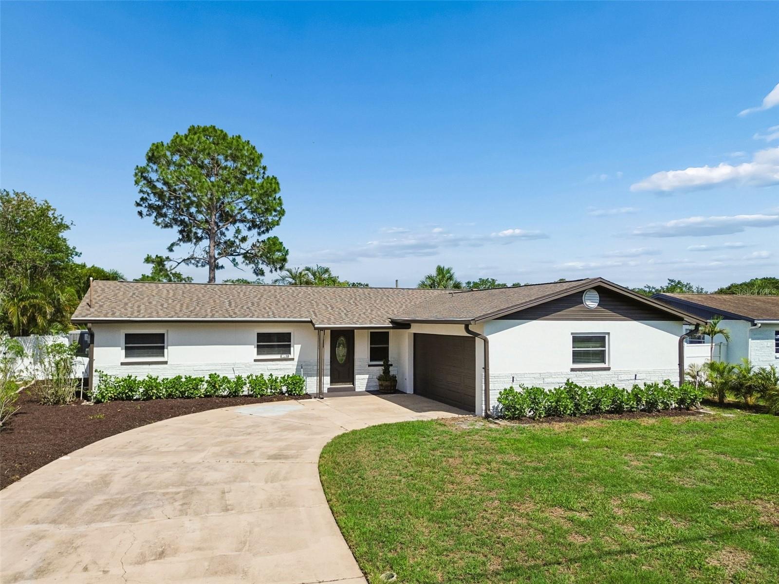6003 Tampa Shores Blvd, Tampa, FL 33615 photo