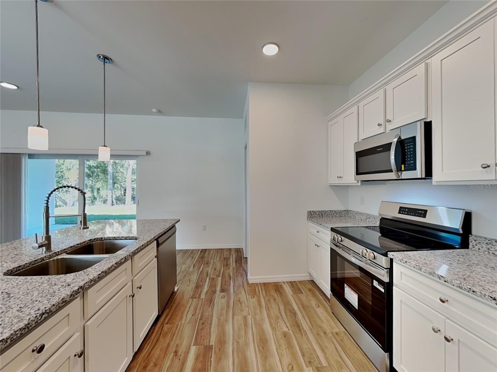 5281 Gillot Blvd, Port Charlotte, FL 33981 photo