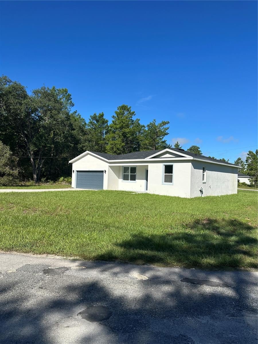 14 Fisher Ct, Ocklawaha, FL 32179 photo