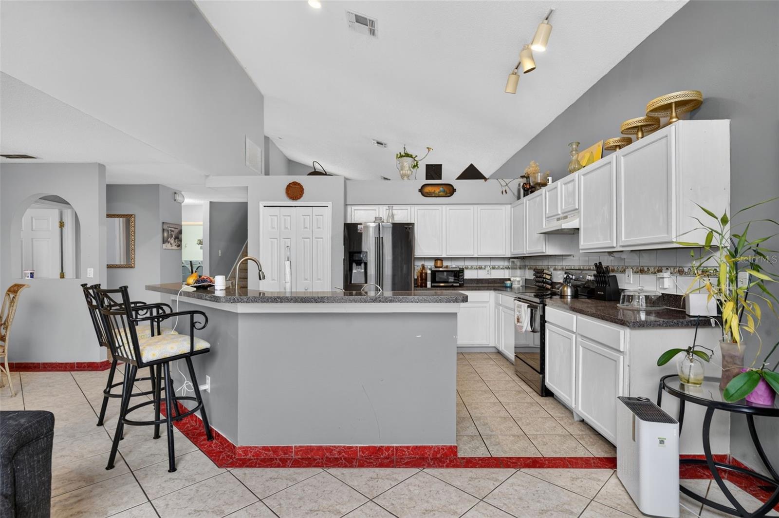 268 Easton Cir, Oviedo, FL 32765 photo