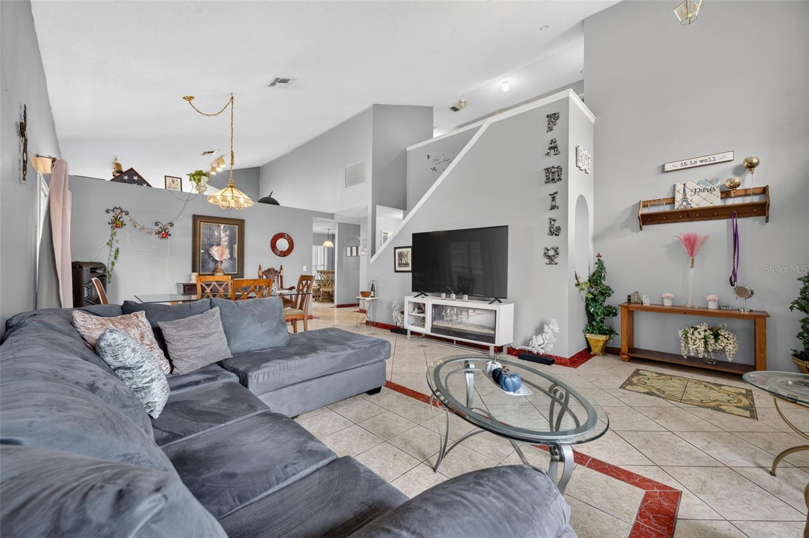 268 Easton Cir, Oviedo, FL 32765 photo