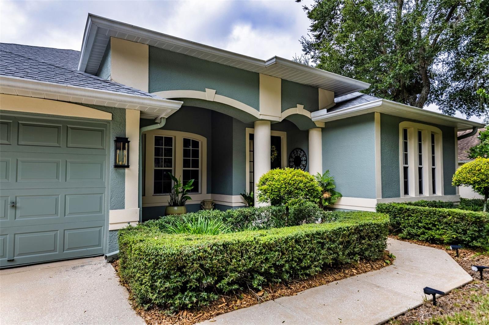 28 Camelot Ridge Dr, Brandon, FL 33511 photo