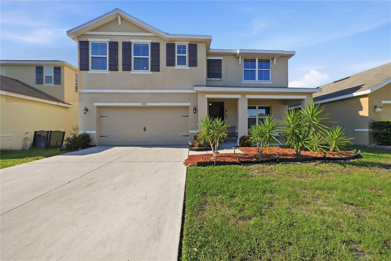 8128 Harwich Port Ln, Gibsonton, FL 33534 photo