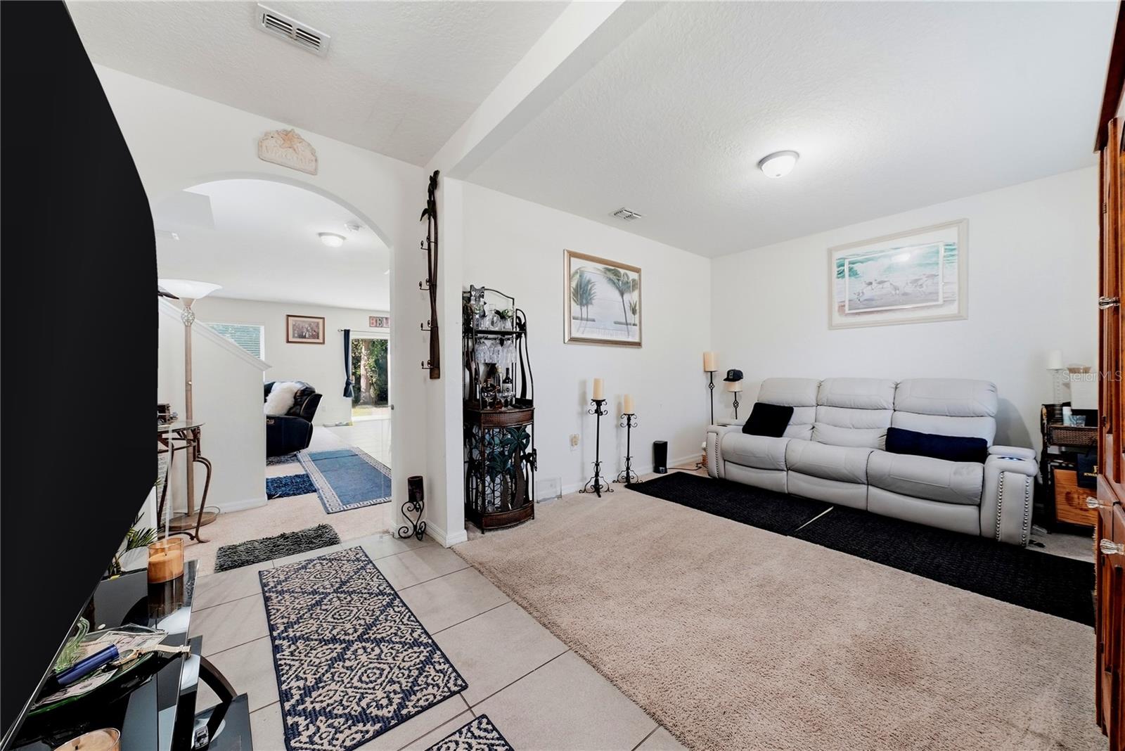 8128 Harwich Port Ln, Gibsonton, FL 33534 photo