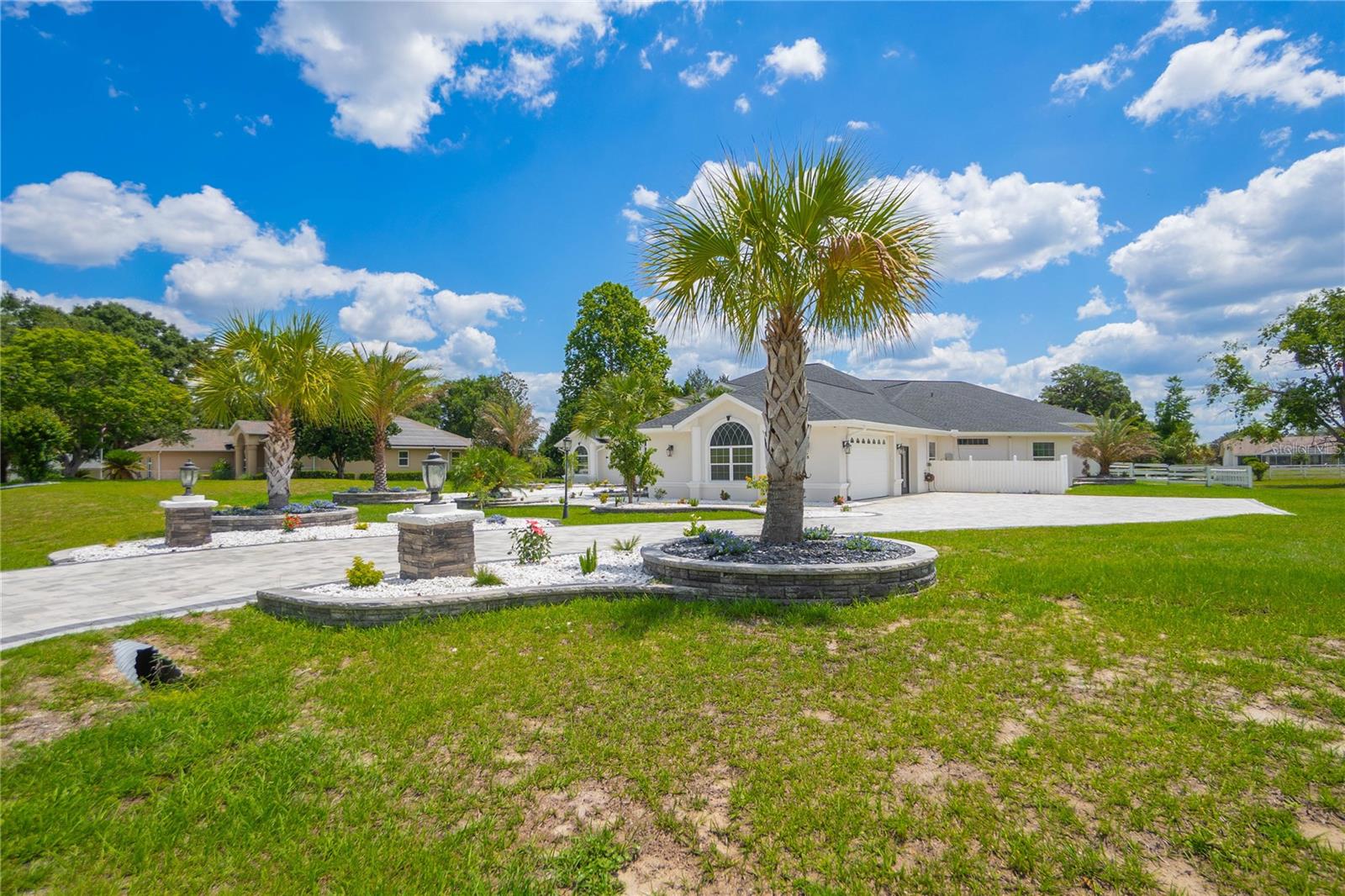 593 N Cherry Pop Dr, Inverness, FL 34453 photo