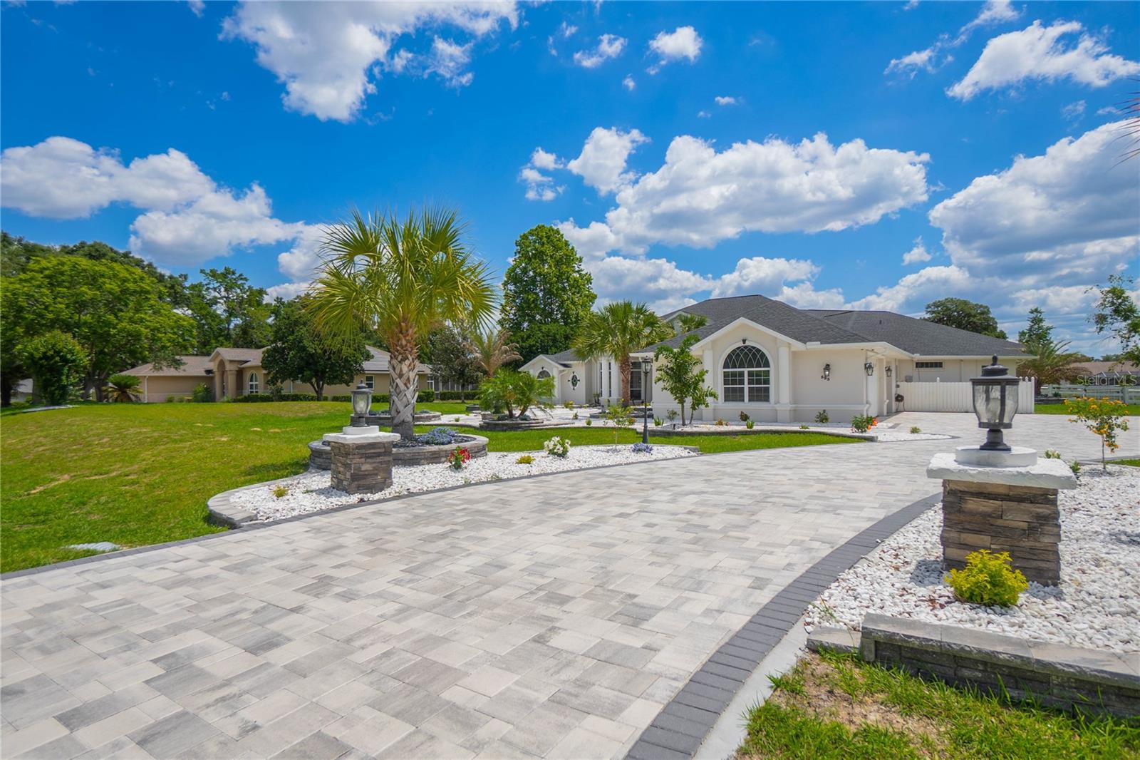 593 N Cherry Pop Dr, Inverness, FL 34453 photo