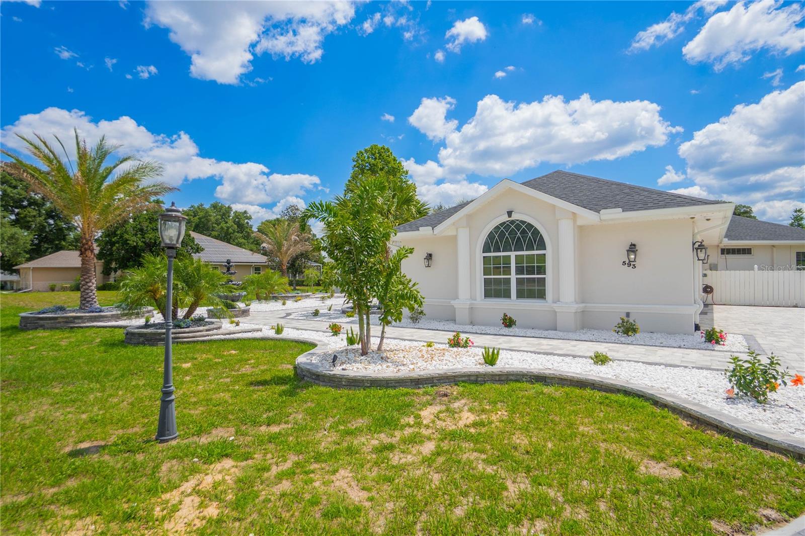 593 N Cherry Pop Dr, Inverness, FL 34453 photo