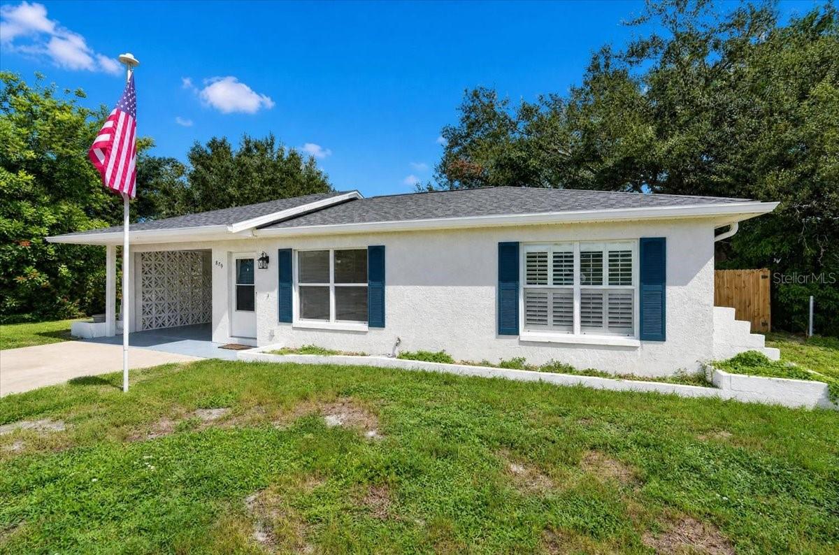 879 Seminole Dr, Venice, FL 34293