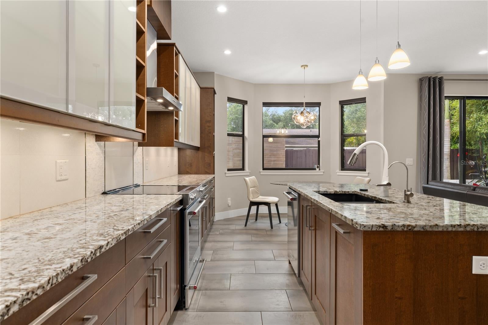 3526 E Crystal Lake Ave, Orlando, FL 32806 photo