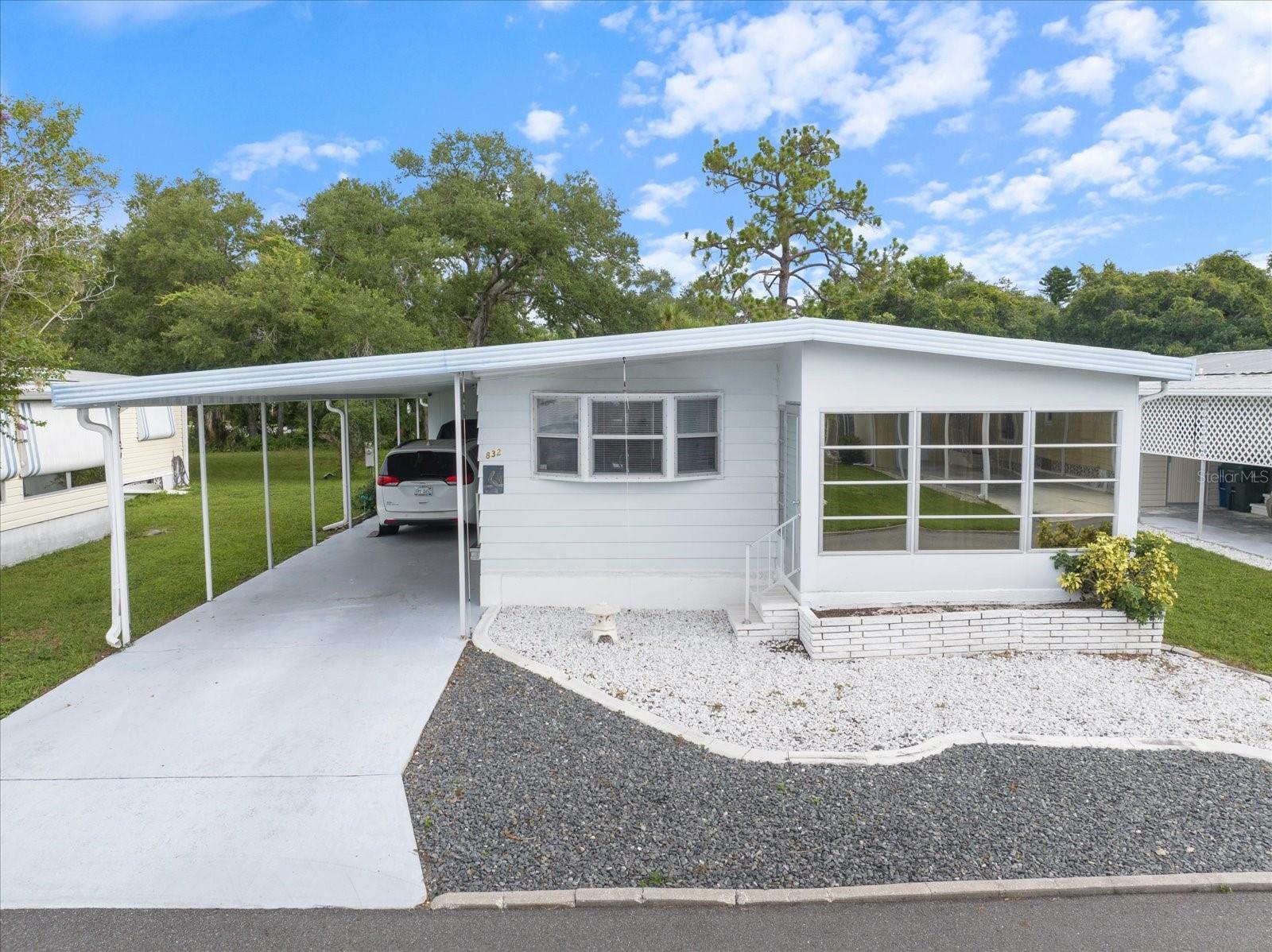 832 Jolanda Cir, Venice, FL 34285