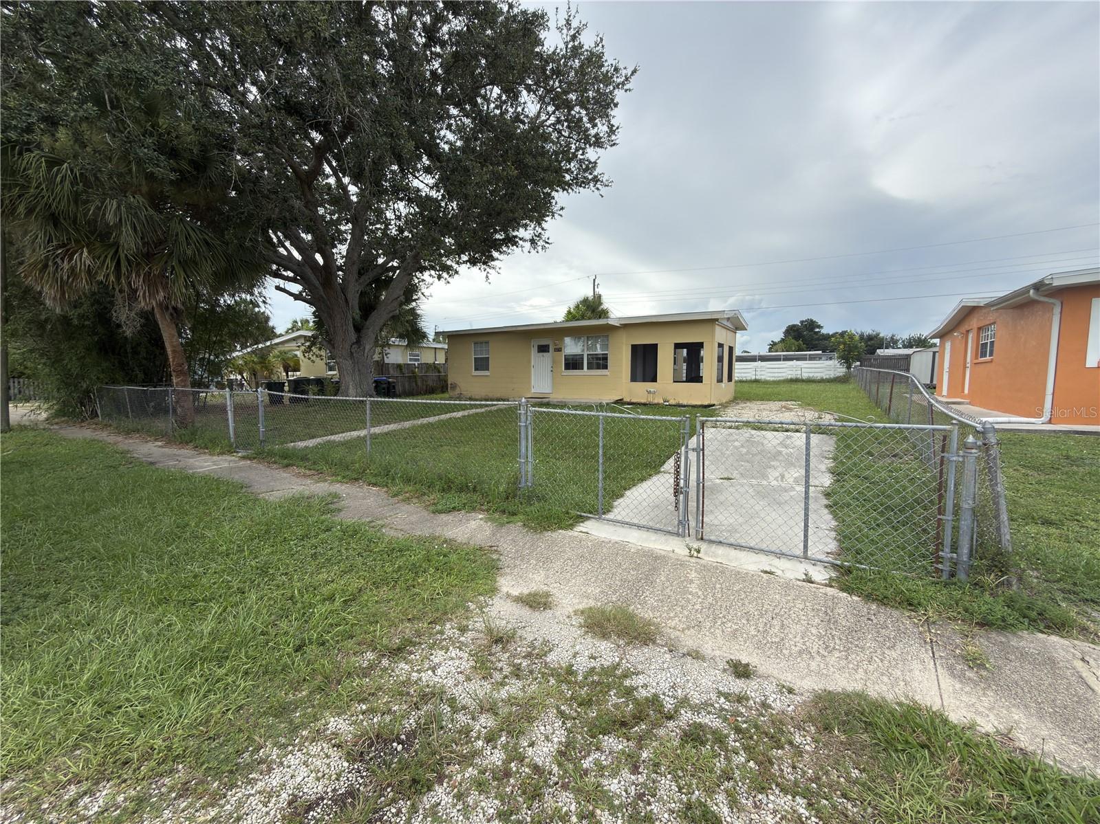 8274 Bumford Ave, North Port, FL 34287 photo