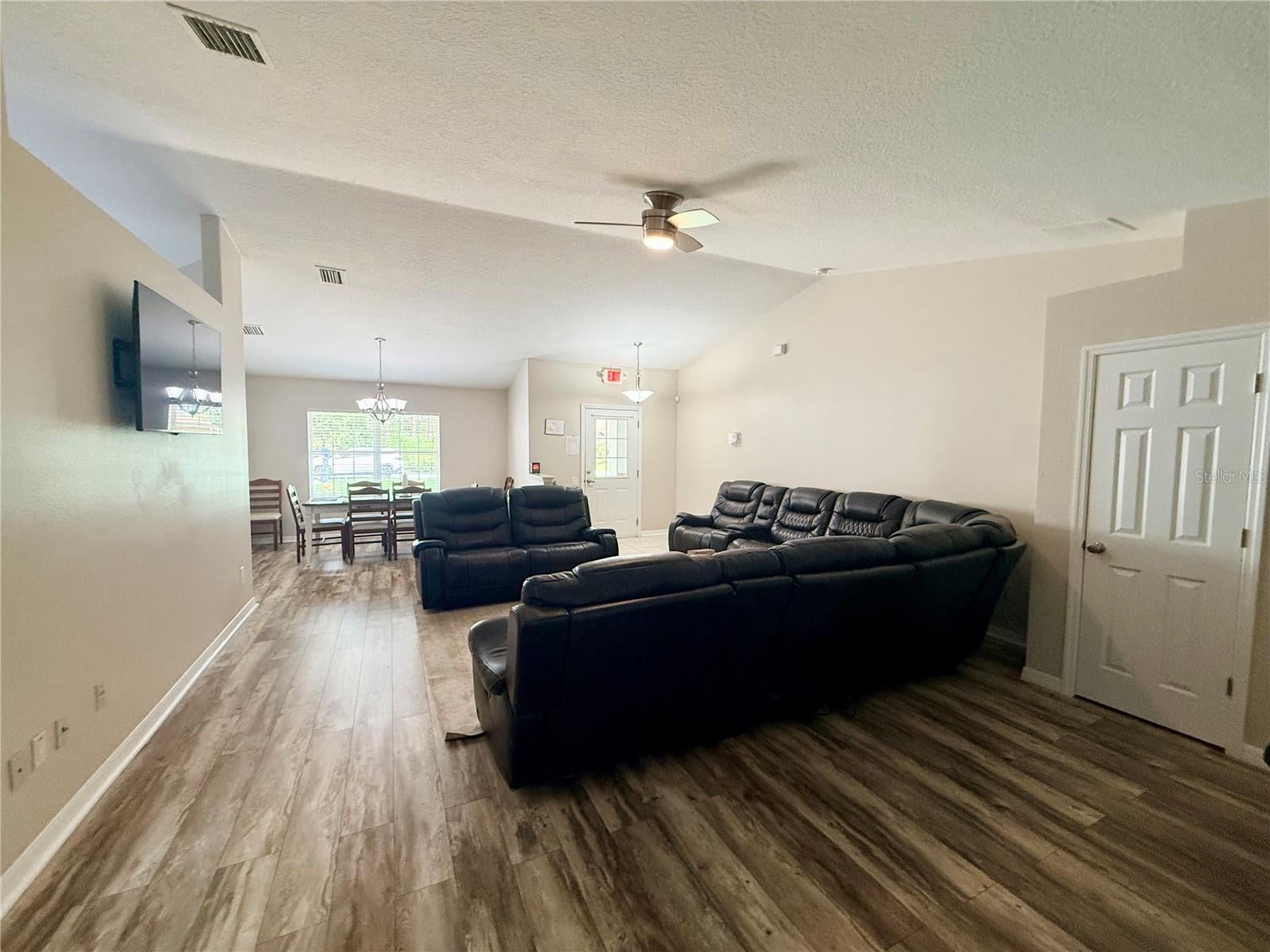 18 Burning View Ln, Palm Coast, FL 32137 photo