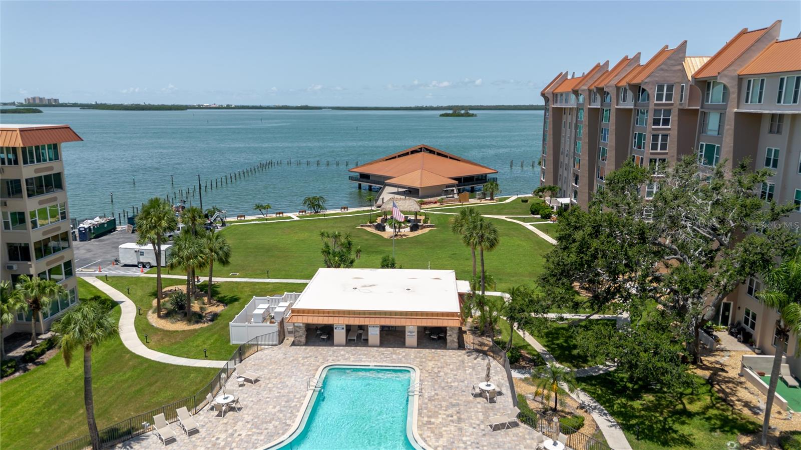 632 Edgewater Dr #238, Dunedin, FL 34698 photo