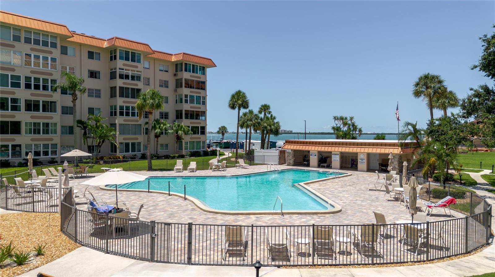 632 Edgewater Dr #238, Dunedin, FL 34698 photo