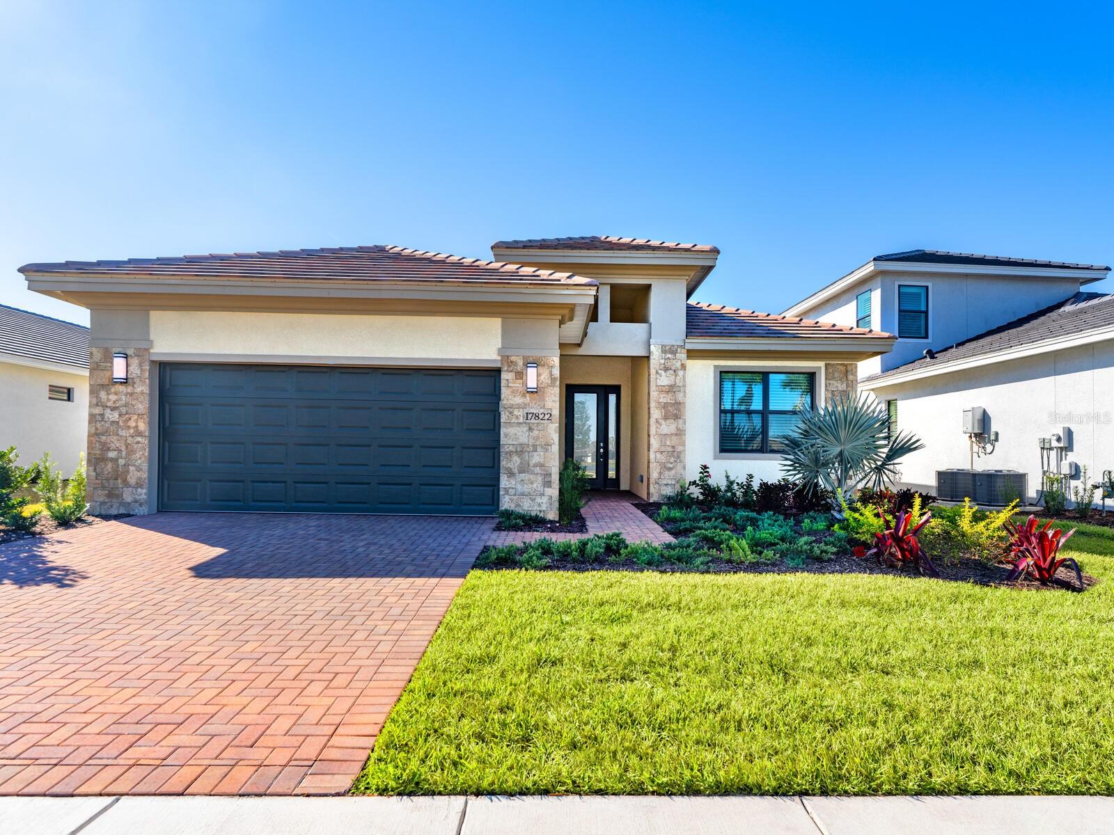 17822 Cresswind Terrace, Lakewood Ranch, FL 34211