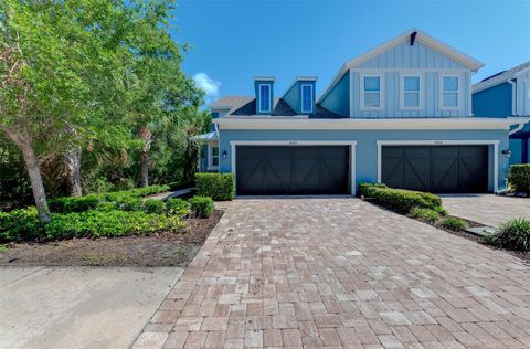 Townhouse in SARASOTA FL 4500 CHINKAPIN DRIVE.jpg