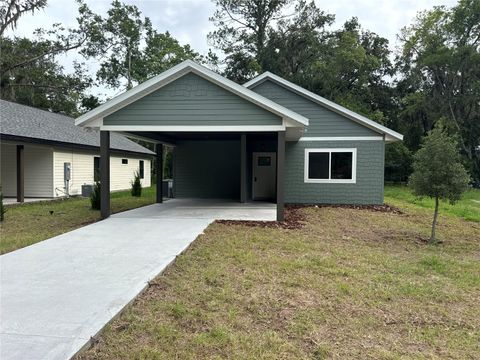 Single Family Residence in GAINESVILLE FL 1520 NE 1ST AVENUE.jpg