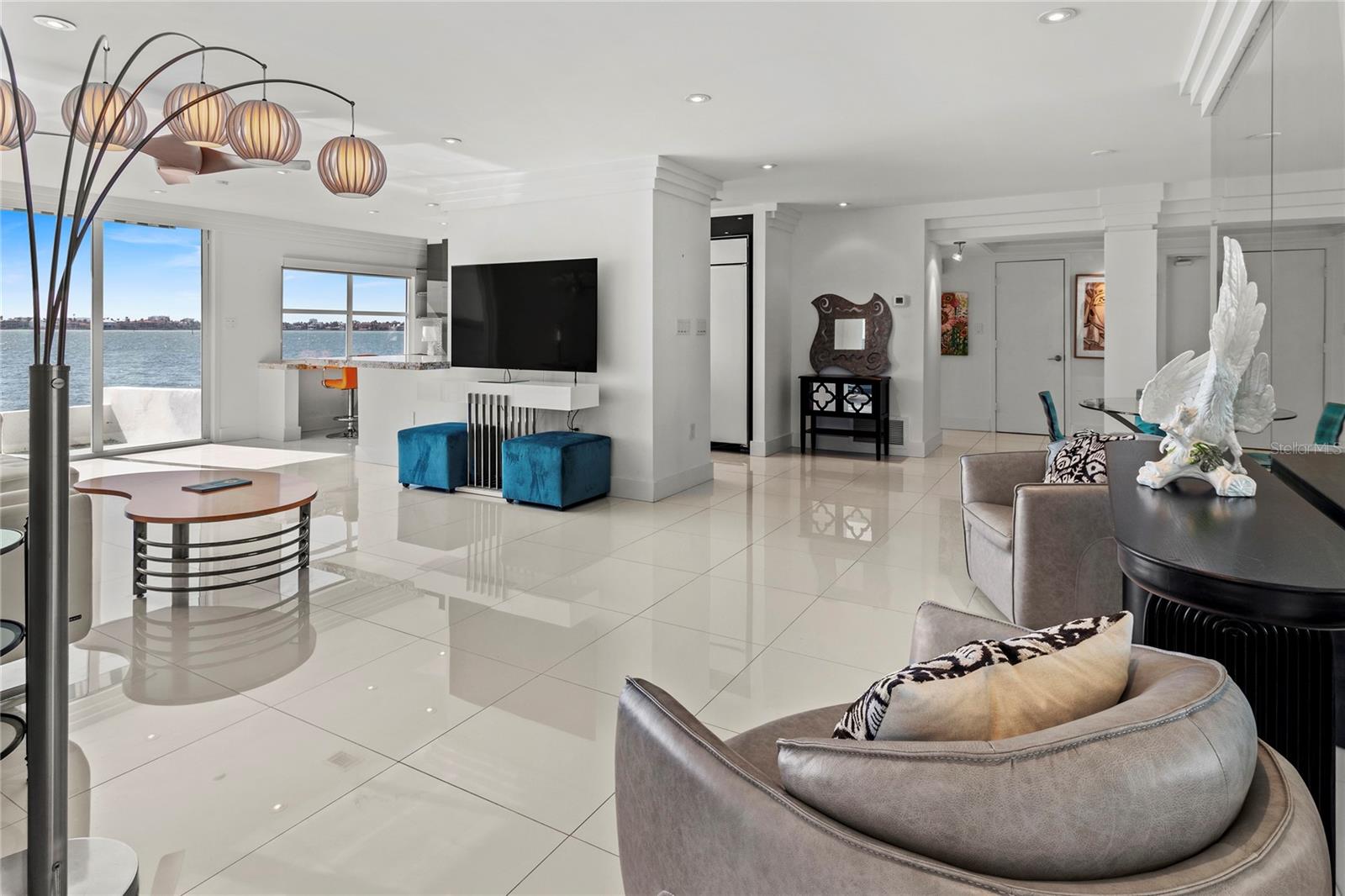 400 Golden Gate Pt #11, Sarasota, FL 34236 photo