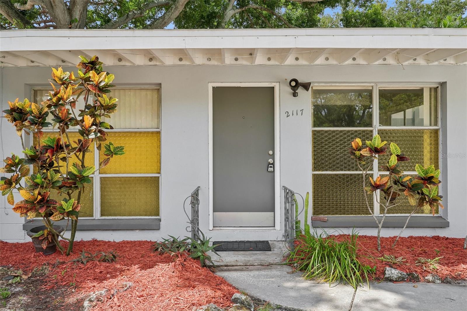 2117 Barcelona Dr, Clearwater, FL 33764 photo