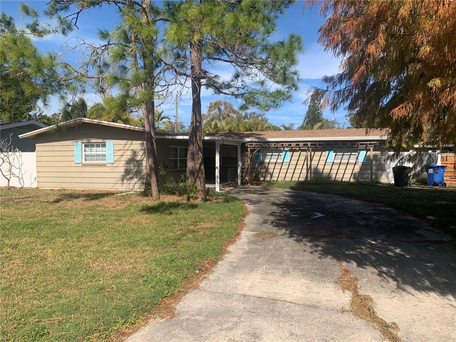 6359 13 Ave, Saint Petersburg, FL 33710 photo