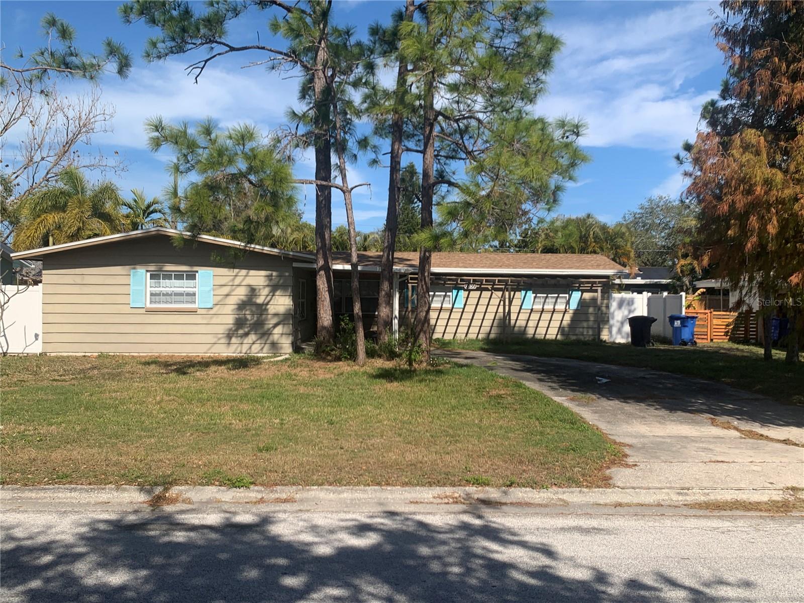 6359 13 Ave, Saint Petersburg, FL 33710