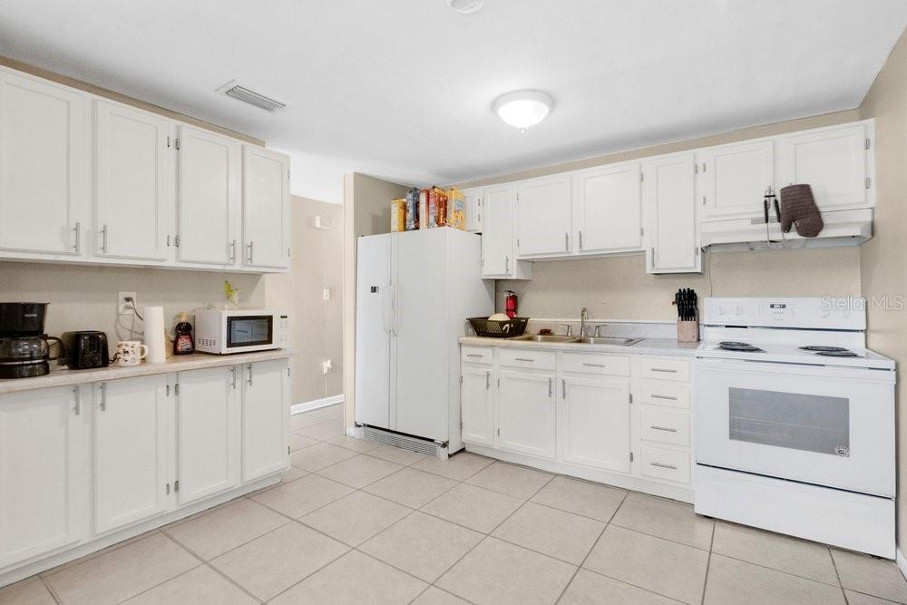 218 Dennis Ave, Winter Haven, FL 33880 photo