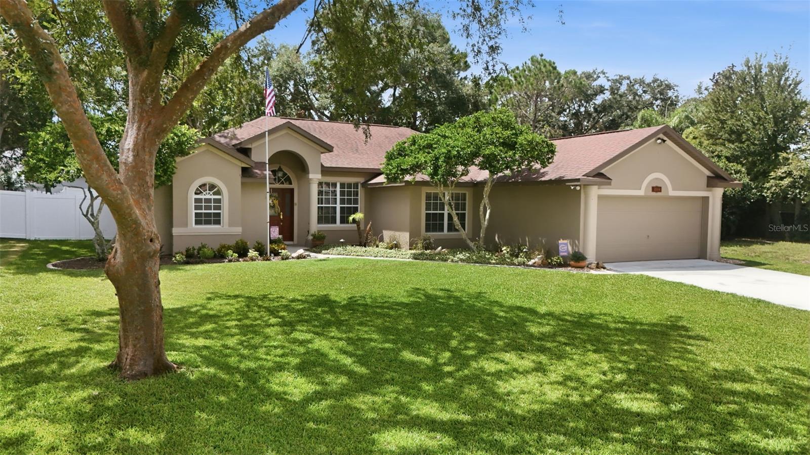 3004 Linmont Ln, Eustis, FL 32726