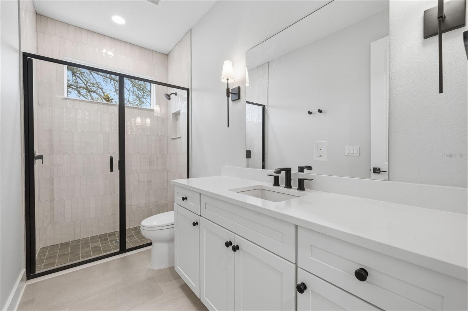 4208 W Carmen St, Tampa, FL 33609 photo