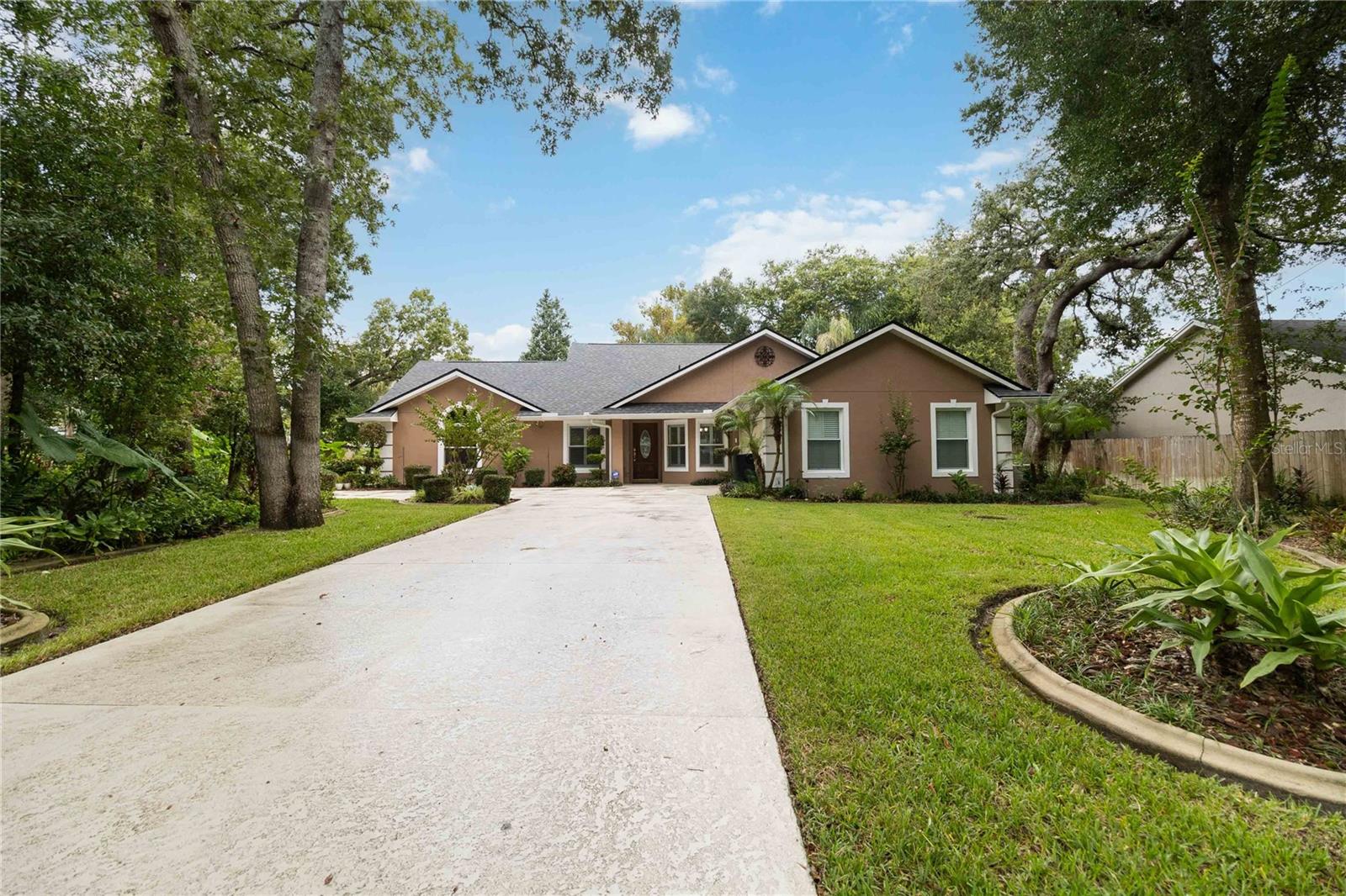 313 Ridgewood St, Altamonte Springs, FL 32701 photo