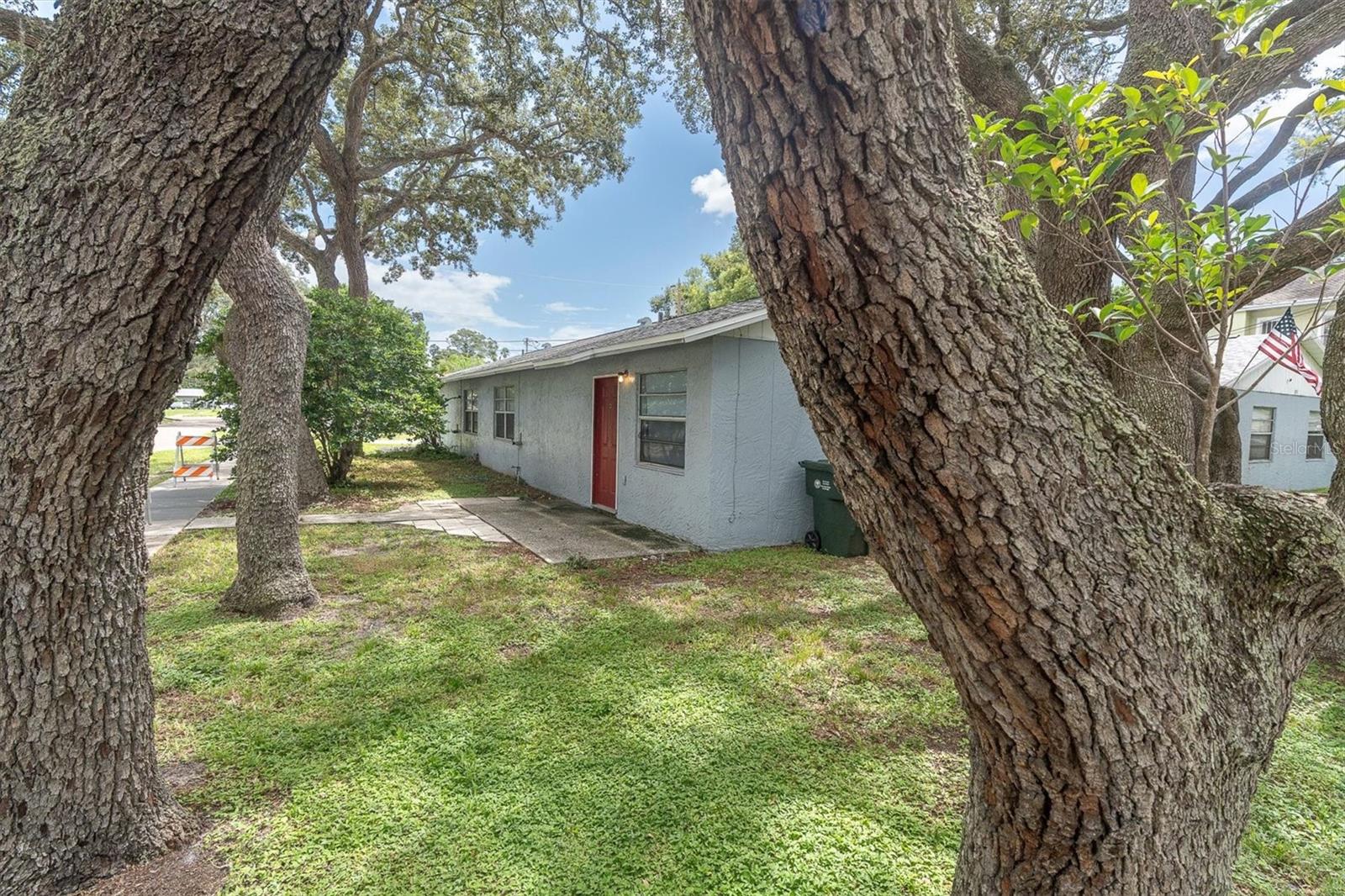 373 5 St, Largo, FL 33770 photo