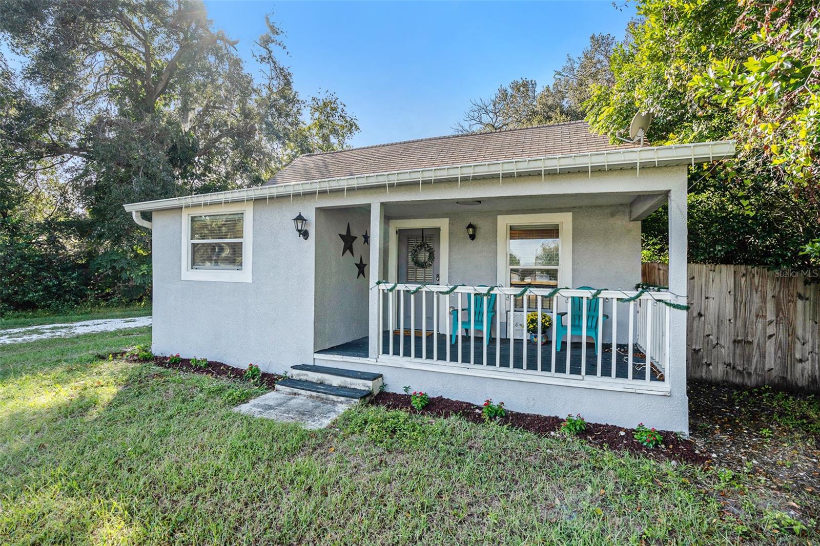 4921 6 St, Zephyrhills, FL 33542