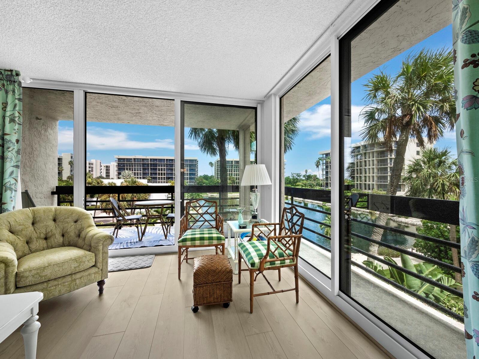 1075 Gulf Of Mexico Dr #205, Longboat Key, FL 34228 photo