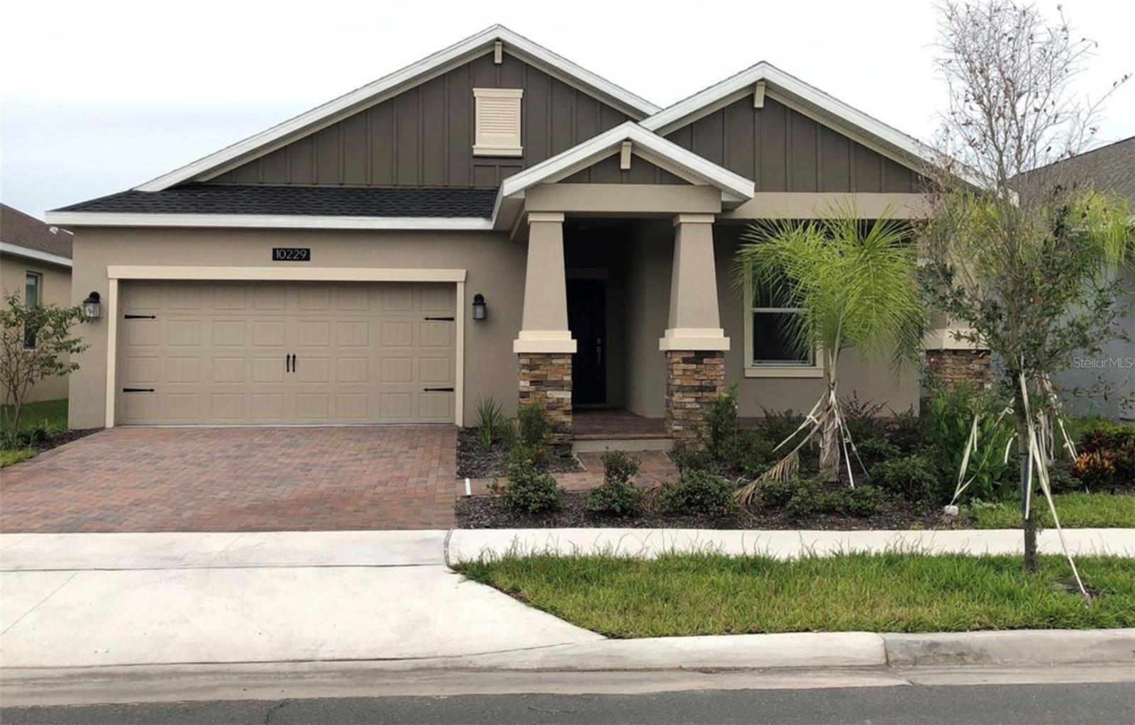 10229 Lovegrass Ln, Orlando, FL 32832